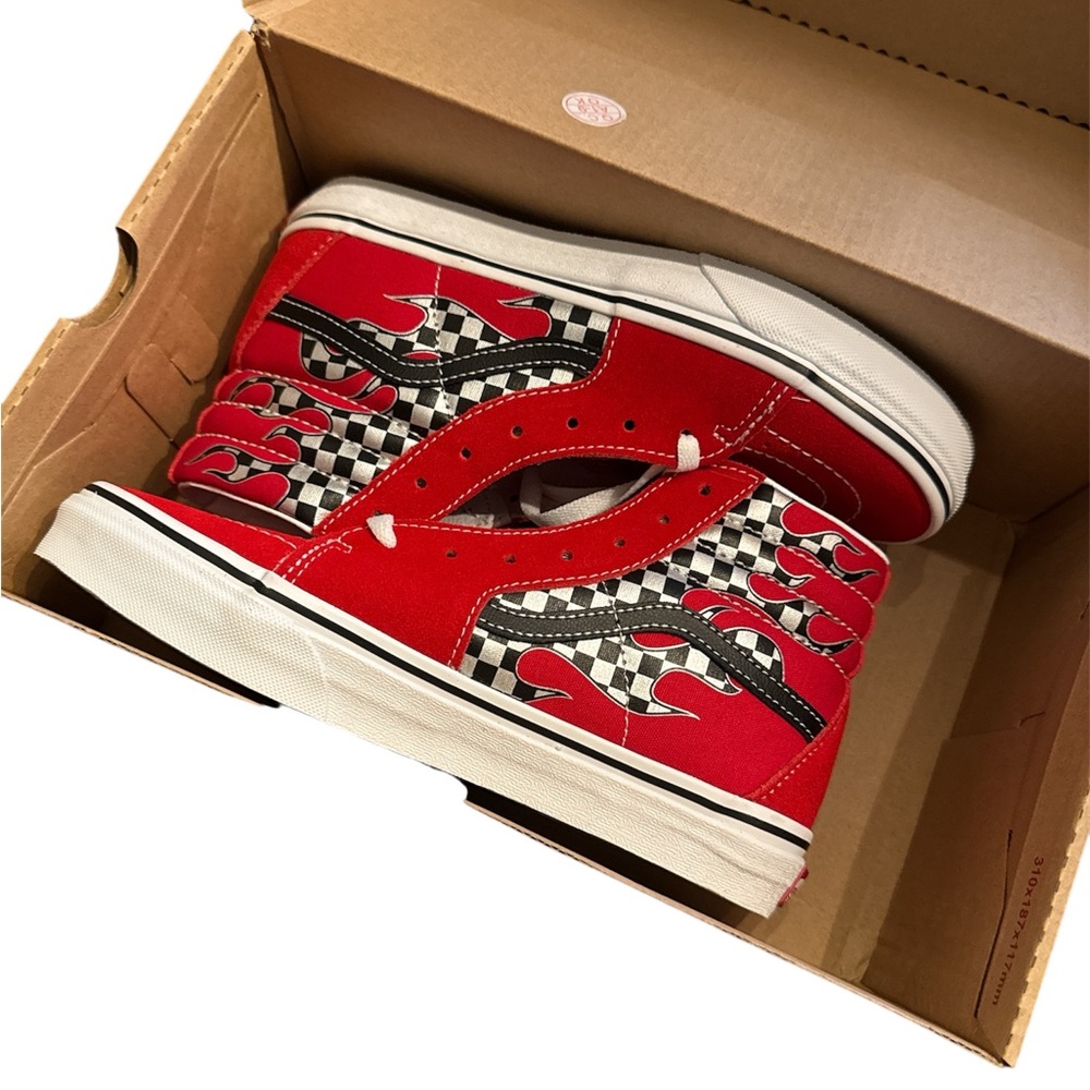 Vans Red Flame Checkered Sneakers 5.5 juniors